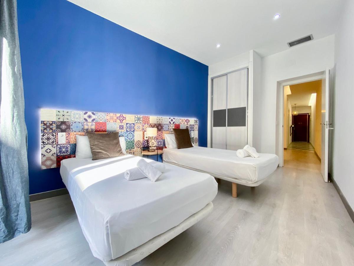 Appartamento Charming Puerta Del Sol Center - 6 Bedrooms Madrid