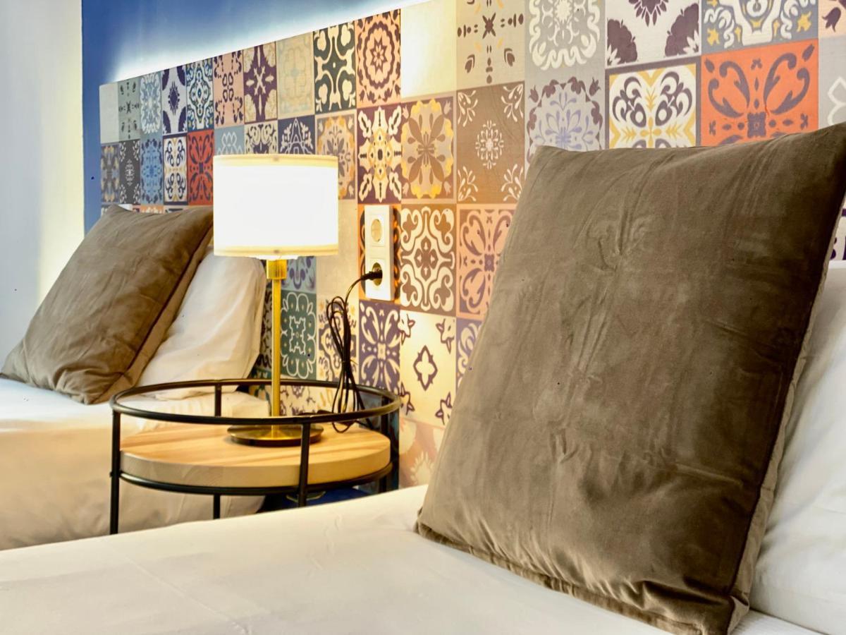 Charming Puerta Del Sol Center - 6 Bedrooms * Madrid