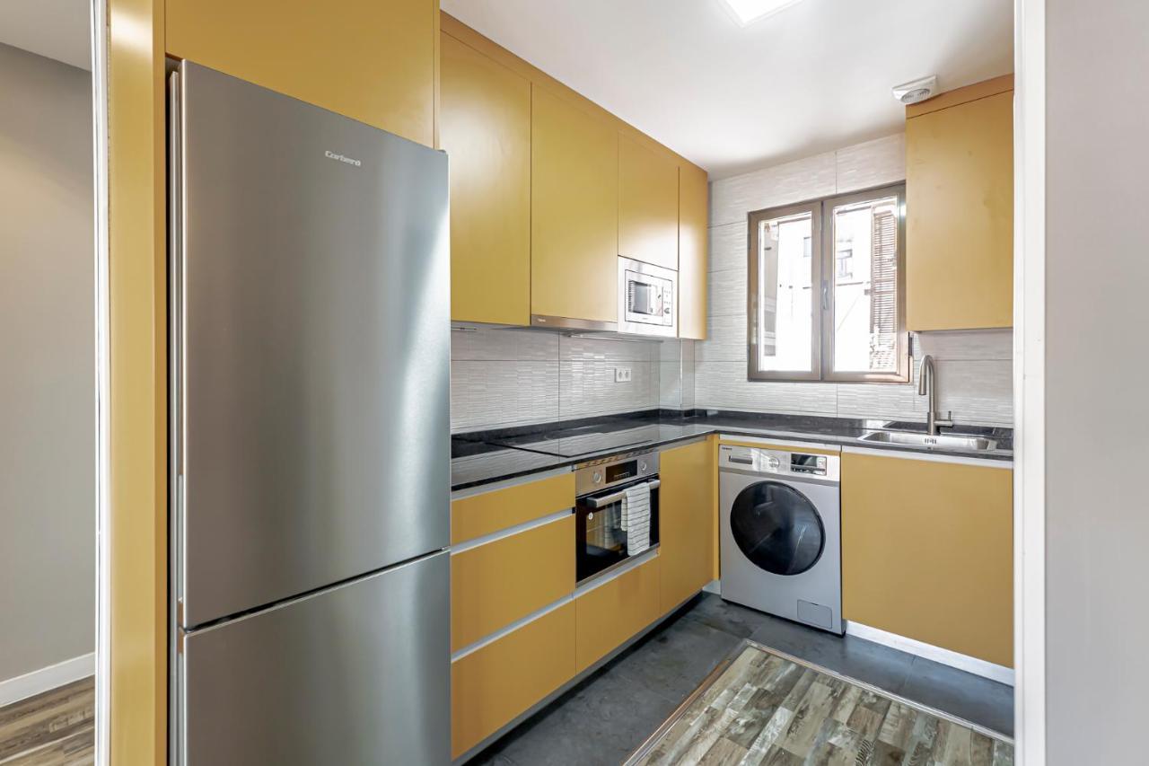 Moderno Cerca Santiago Bernabeu- Azca Appartement Madrid