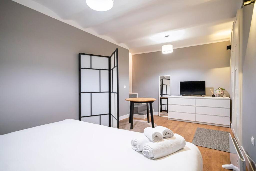 Chamberi - Quiet Flat, Ideal For Families Cas Apartment Madrid