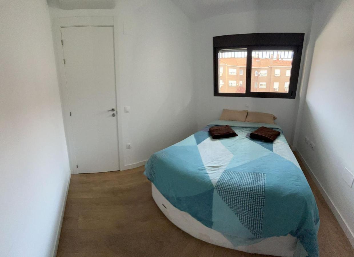 Mars Porras Hostal *