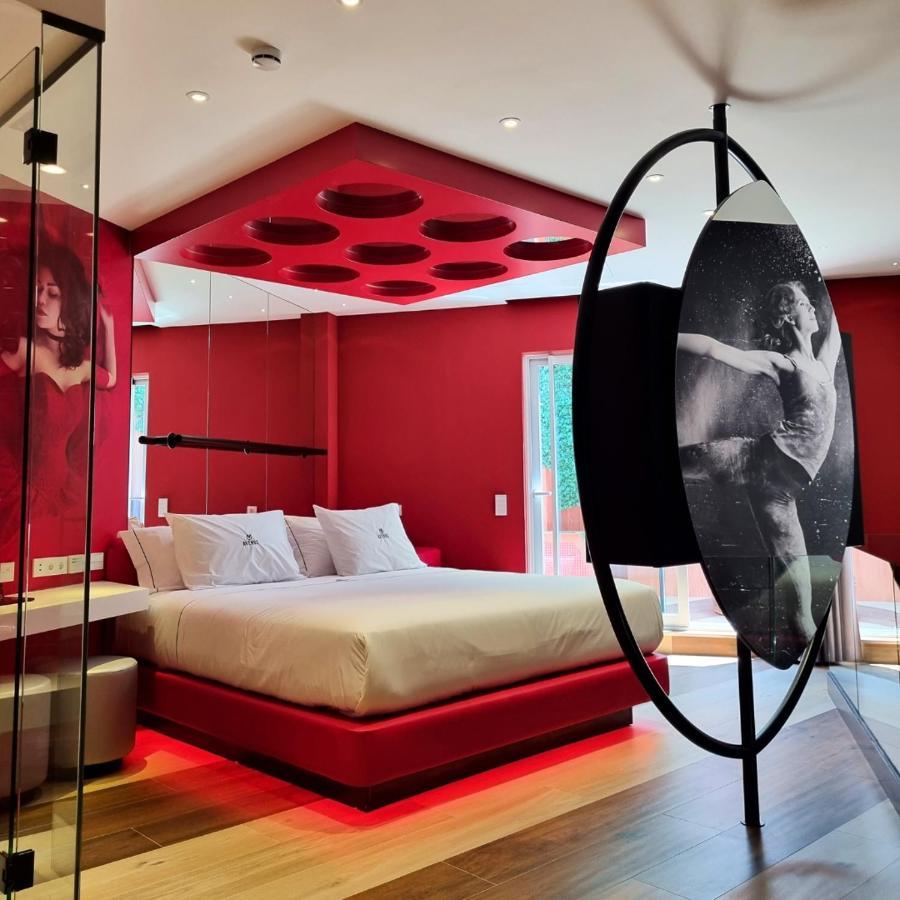 Liefdeshotel Avenue - Lovely Madrid