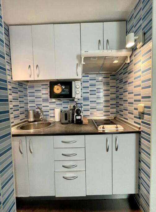 New Apt 1hab 3pax En Plena Plaza De Chueca Apartamento