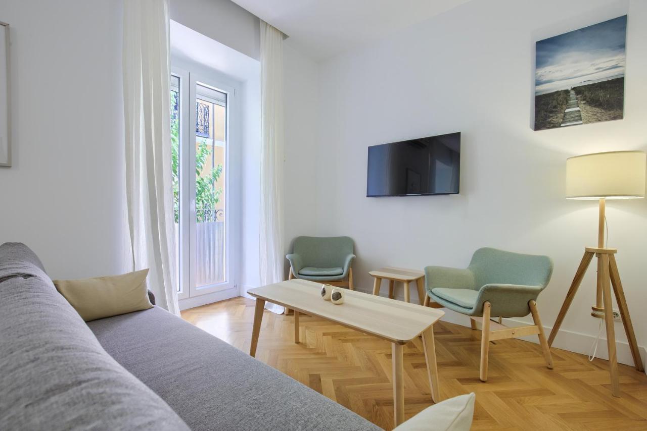 Charming Lavapies Center Apartment Madrid