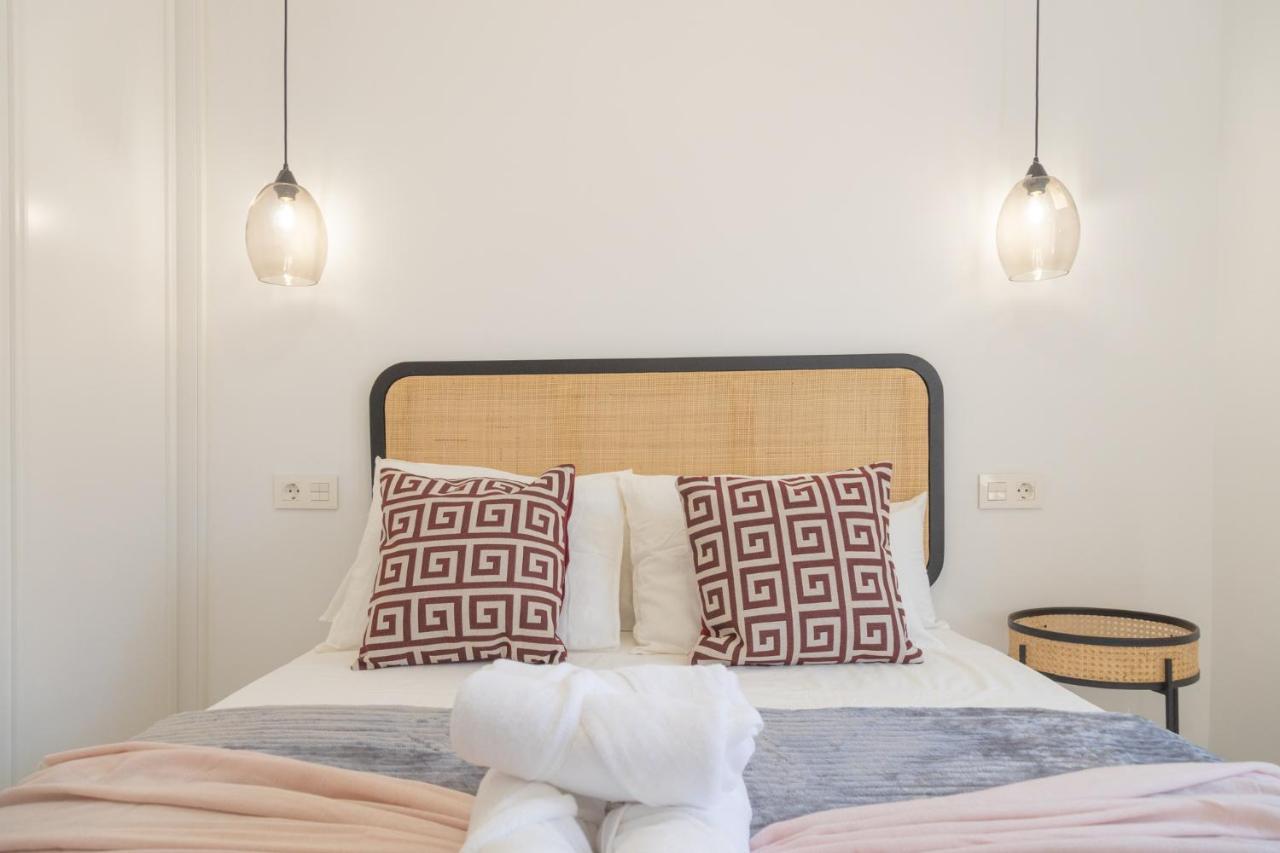 Loft Con Terraza Salitre Temporal Apartment Madrid
