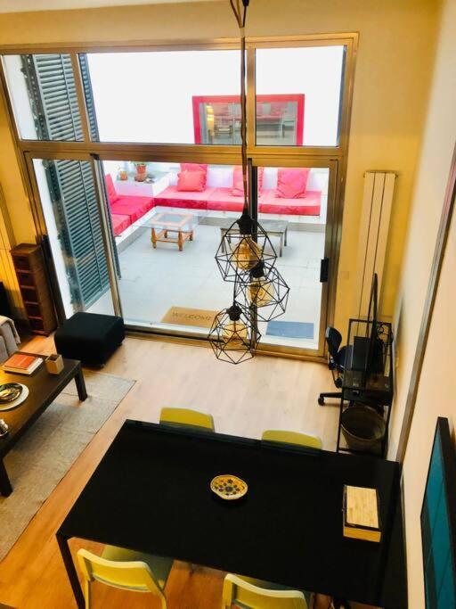 Apartment Beautiful Loft With Terrace 6 Pers. Cal Madrid