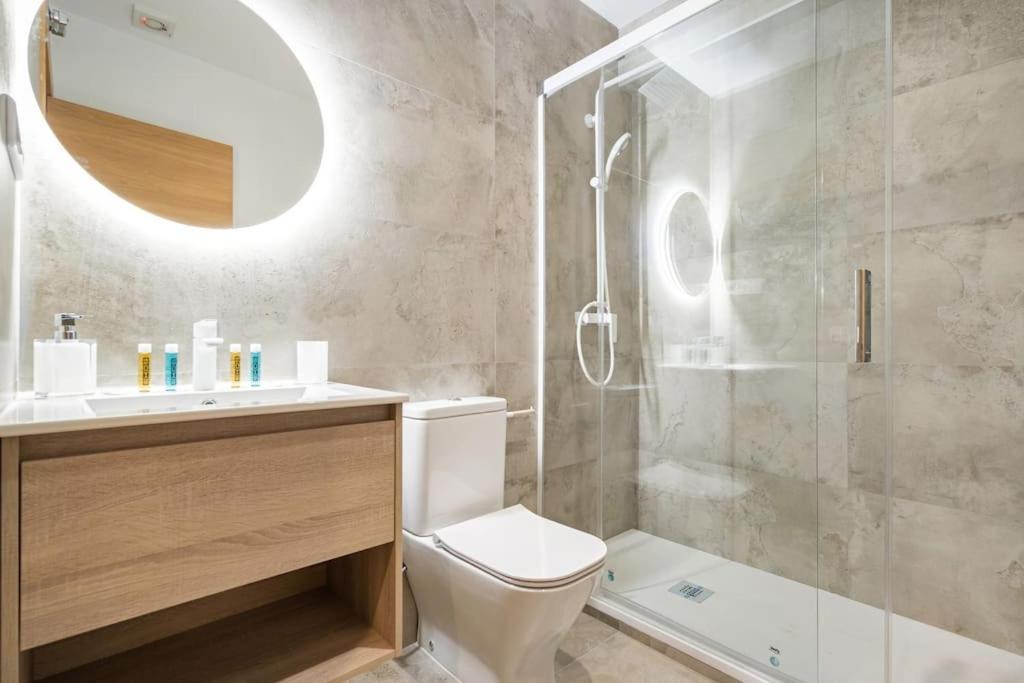 Apartment Flat In Lavapies At Street Level S23a