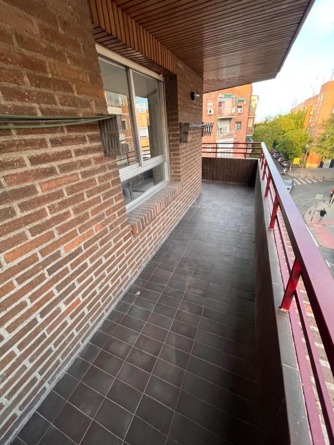 Guest house Mars Suites Alondra Madrid