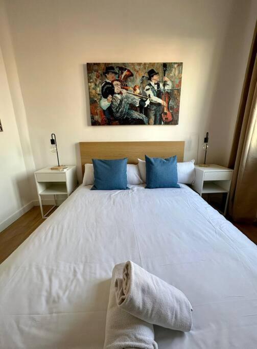 Nuevo Apt De Diseno 7pax En Centro/la Latina Appartement *