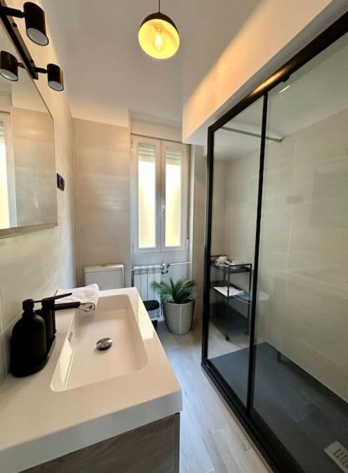 Nuevo Apt De Diseno 7pax En Centro/la Latina *