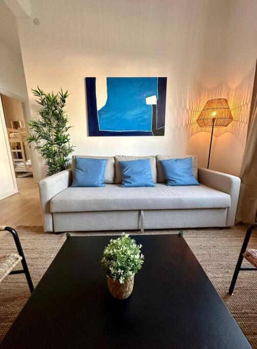 Nuevo Apt De Diseno 7pax En Centro/la Latina Madrid