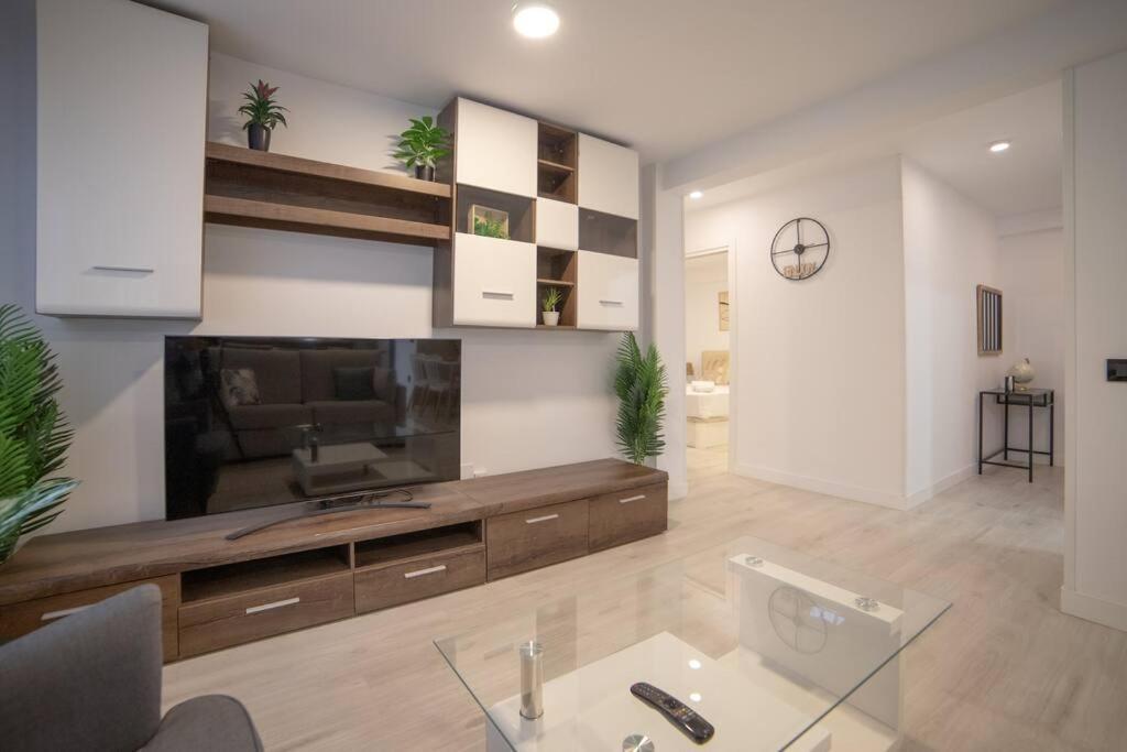Ifema-airport. 2 Bed. Ac