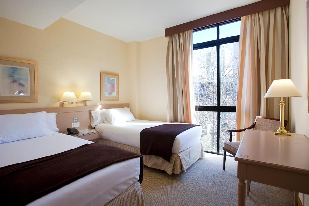 Aparthotel Espahotel Plaza Basilica 3*