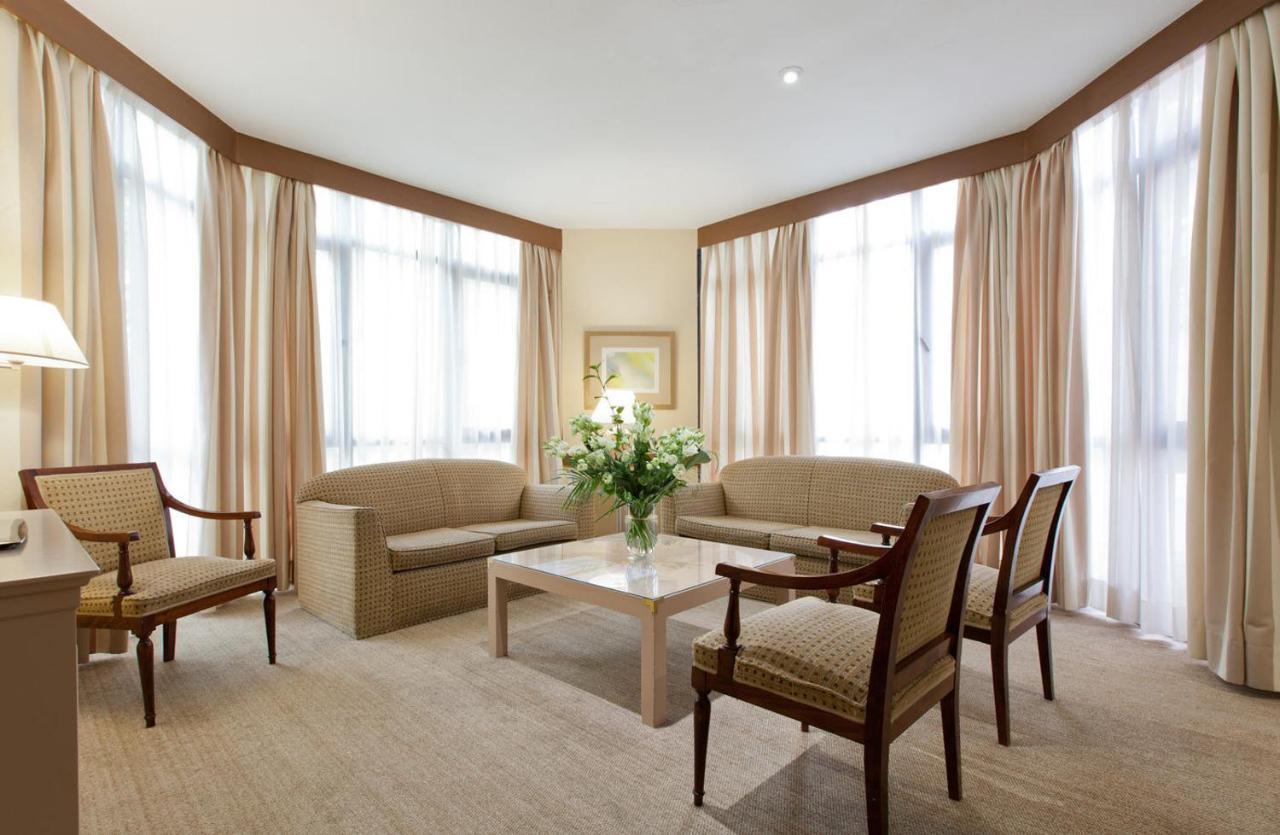 Espahotel Plaza Basilica Aparthotel 3*