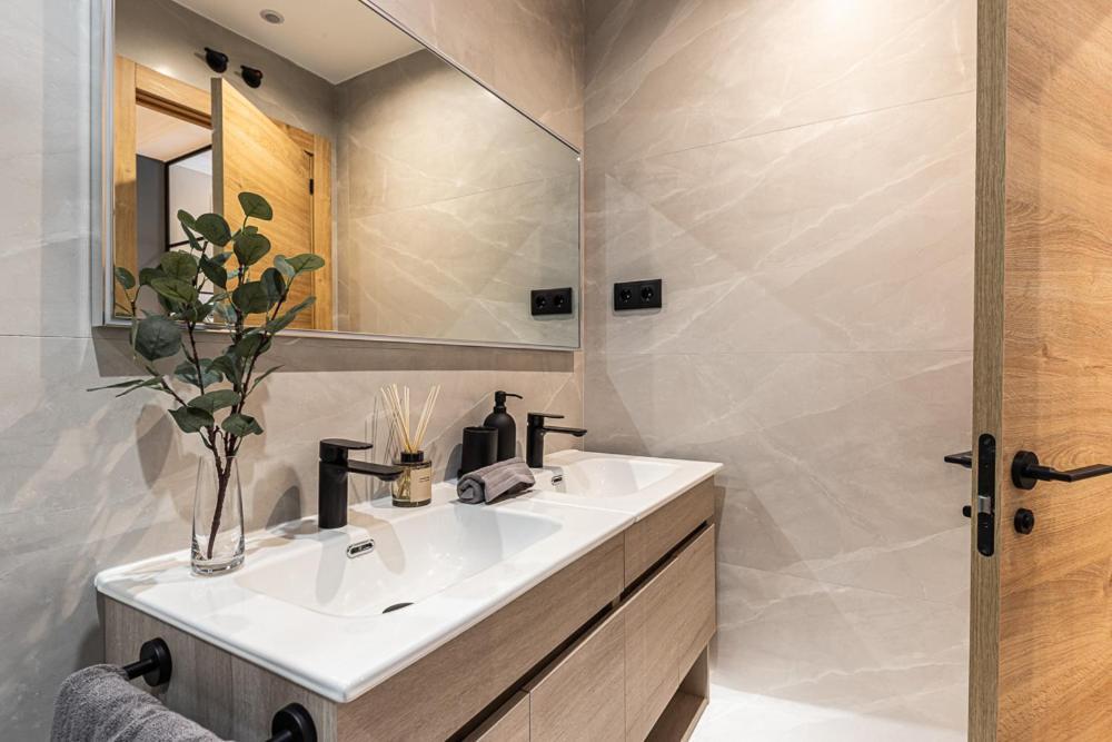 Apartamento Exyca Embajadores *