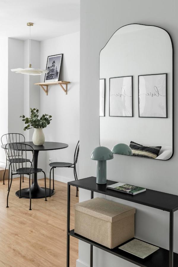 Appartement Cozy 2 Bedroom With Patio