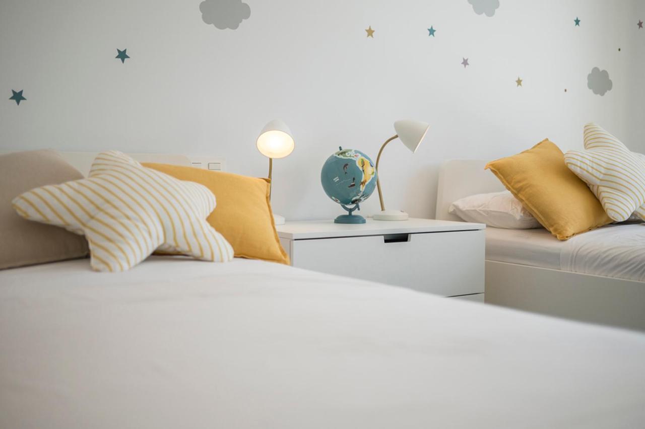 Lujoso Chalet Con Piscina Privada, Jardin Y Domotica En Puerta De Hierro