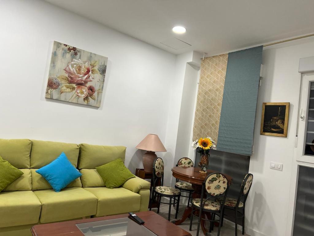 Aparment La Elipa Apartment Madrid