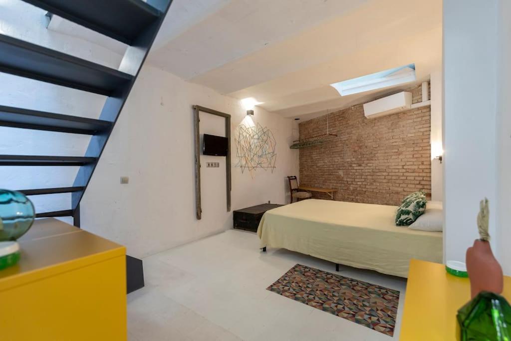 Unico, Amplio Y Luminoso Apartamento *