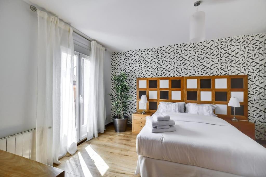 Big Stylish And Modern In Centre Apartment *