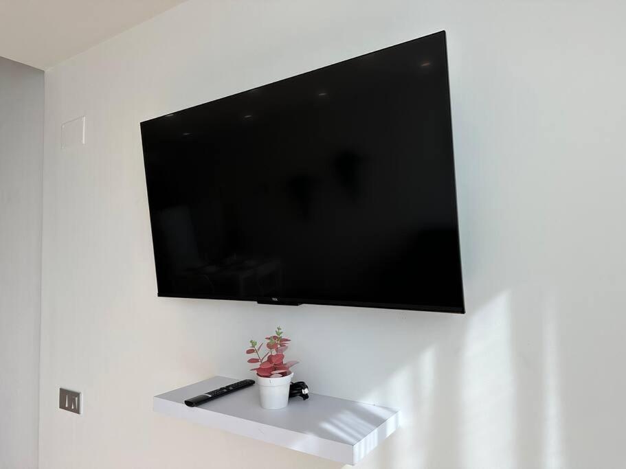 Living - Cuatro Vientos Apartamento *
