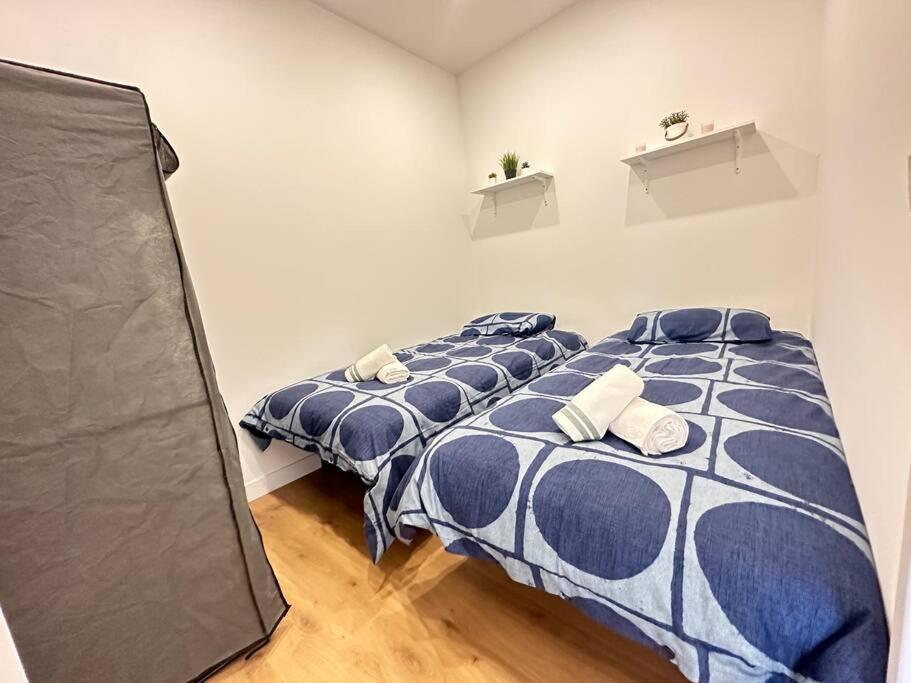 Living - Cuatro Vientos Apartamento *