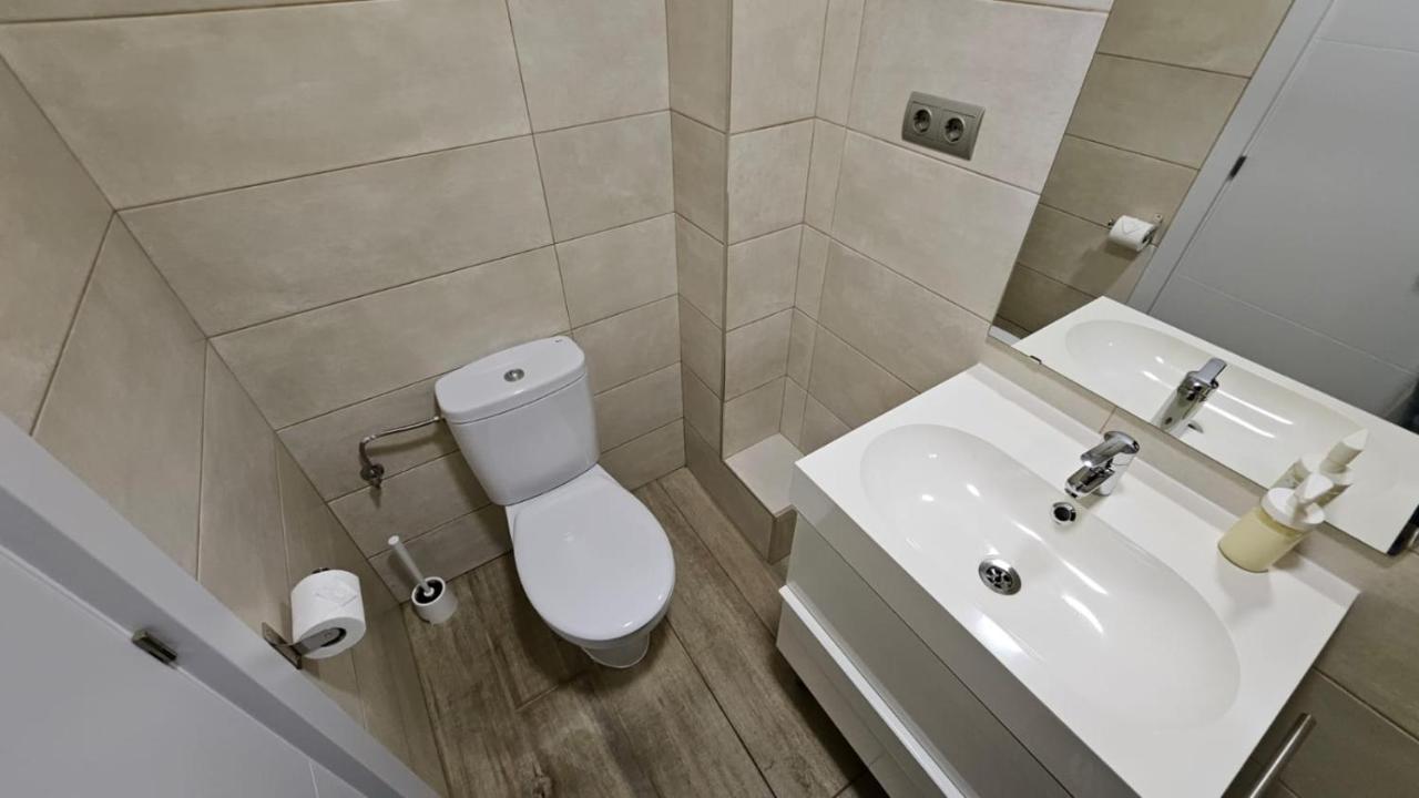 Luminoso 6 Personas Pueblo Nuevo Appartement Madrid