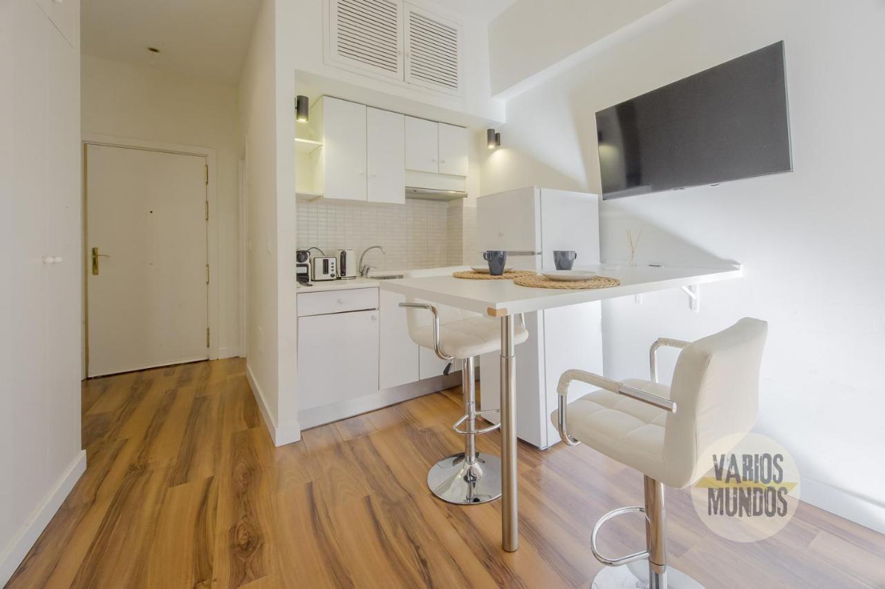 Downtown Apt 1hab 4pax En La Plaza De Chueca Madrid