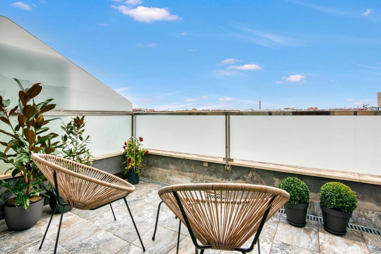 Apartamento Cozy Penthouse, 20 Min To Downtown, Alcala Norte *