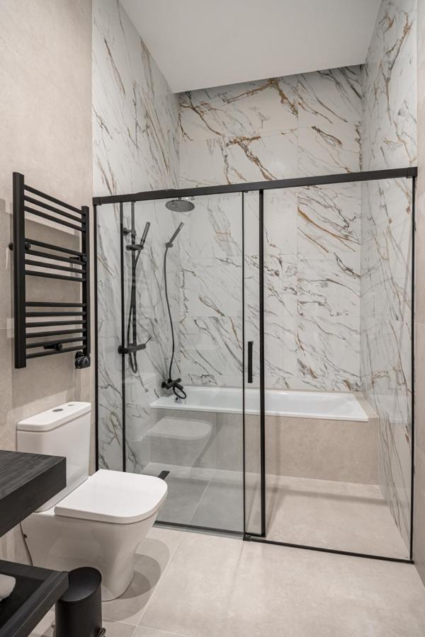 Apartment Malasana Vii Calle San Mateo 3br 3bh Madrid