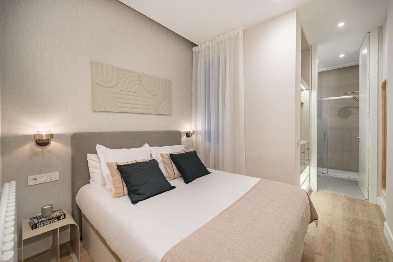 Lalatina Iv Calle Conde De Romanones 4br 4bh Apartamento *