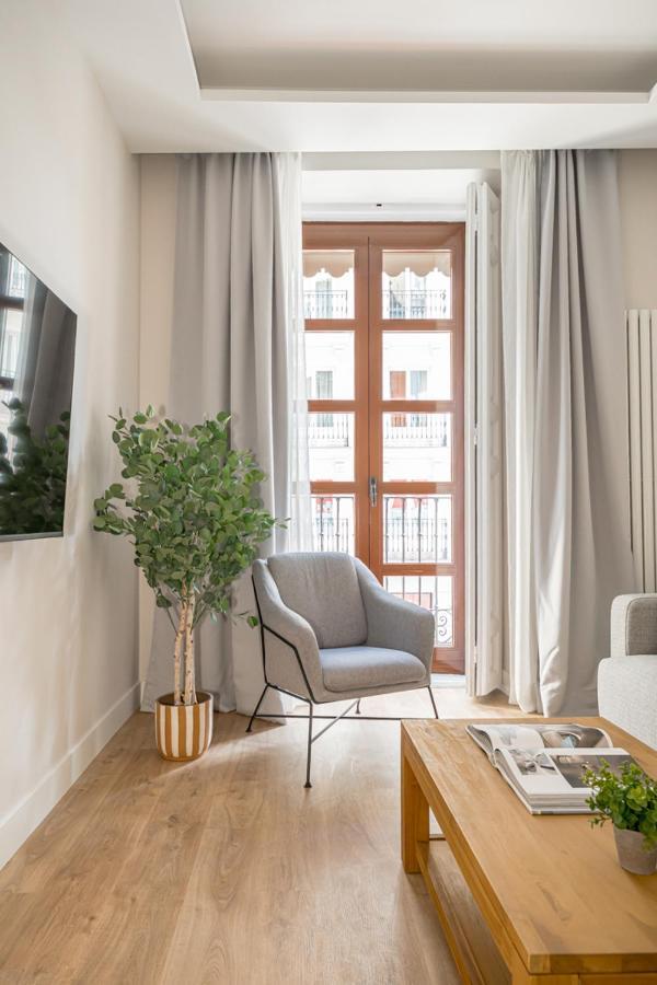 Lalatina Iv Calle Conde De Romanones 4br 4bh Madrid
