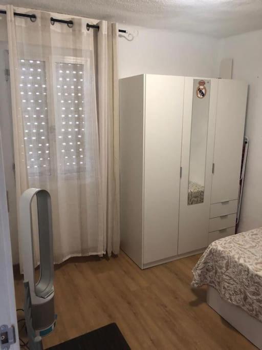 “apartamento Moderno Y Acogedor * Madrid