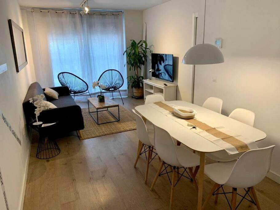 Piso Centrico Con Patio Privado * Madrid