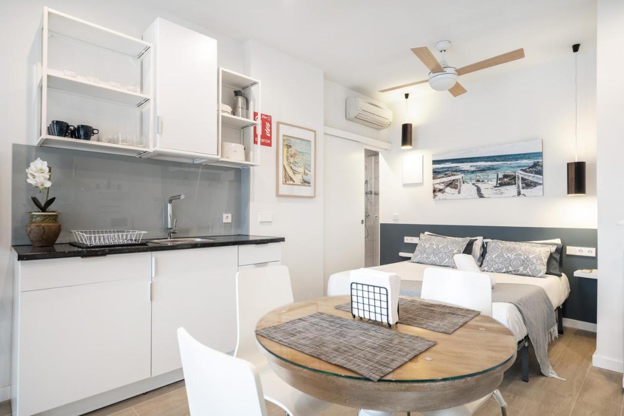 Apartment Dobohomes - Entrearroyos