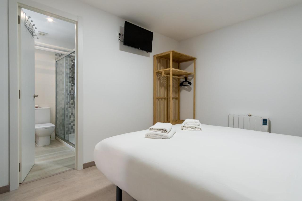 Bright New And Wide- 1bd 1bth- Delicias Apartment
