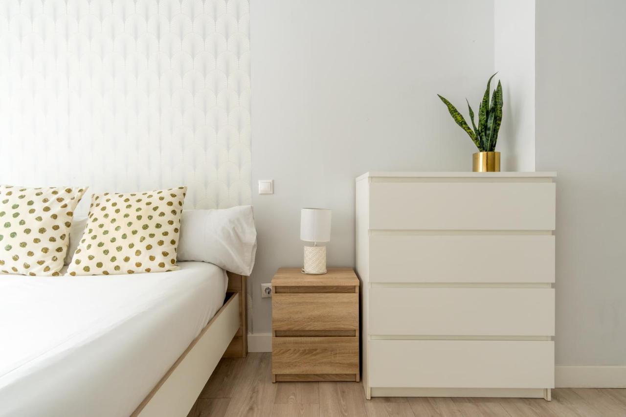 Modern Apartment-1bedroom 1bathroom-tetuan Apartment Madrid