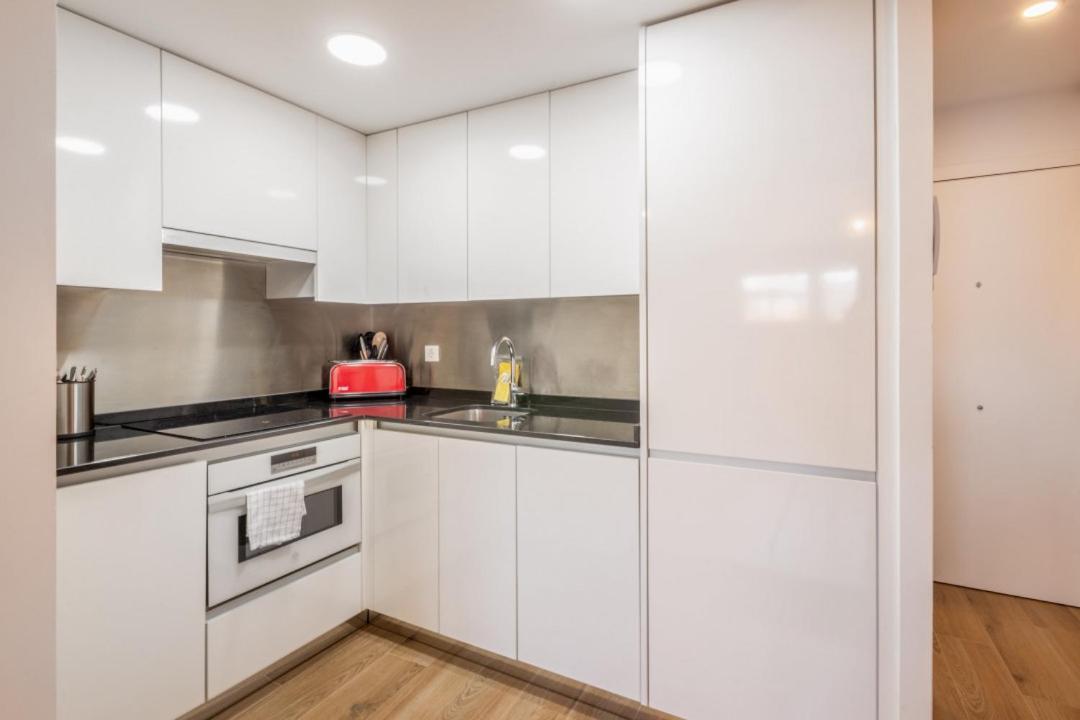 Bright Duplex- 1bd 1,5 Bth - Sol Madrid