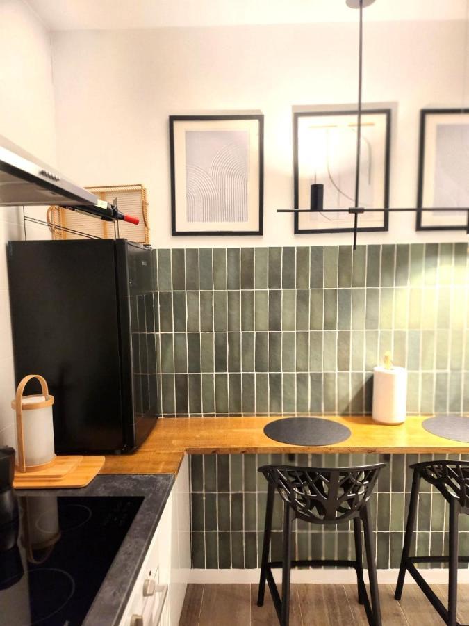 Chamberi En Appartement *