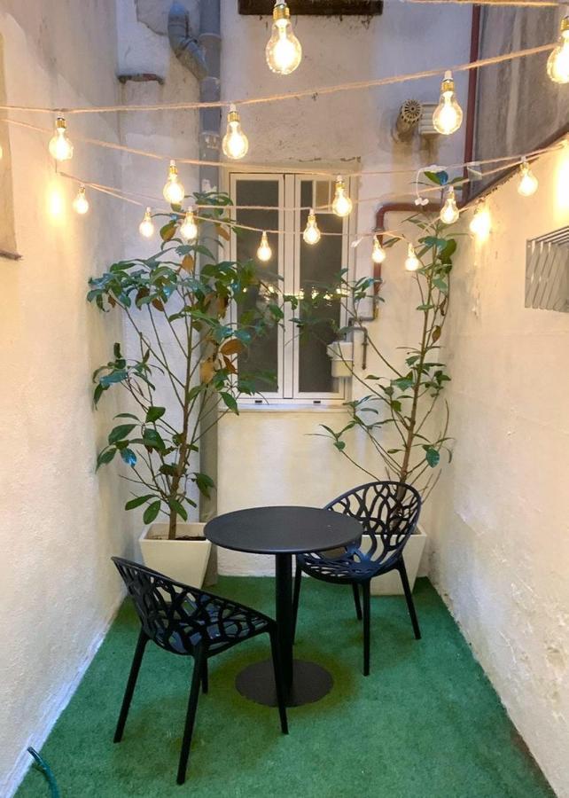 Chamberi En Apartment