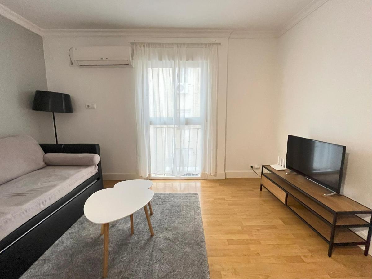 Huertas Flat Apartment *