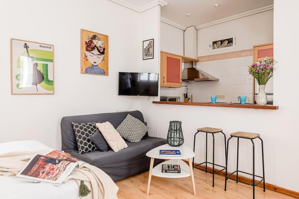 Cozy In Lavapies-torr Madri