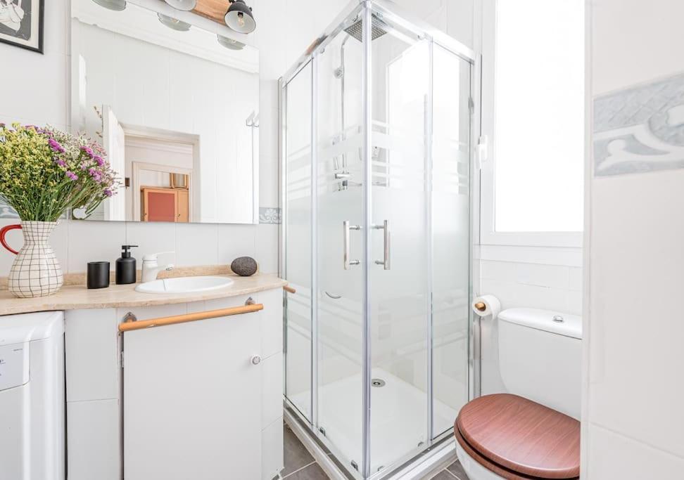 Cozy In Lavapies-torr Apartamento Madri