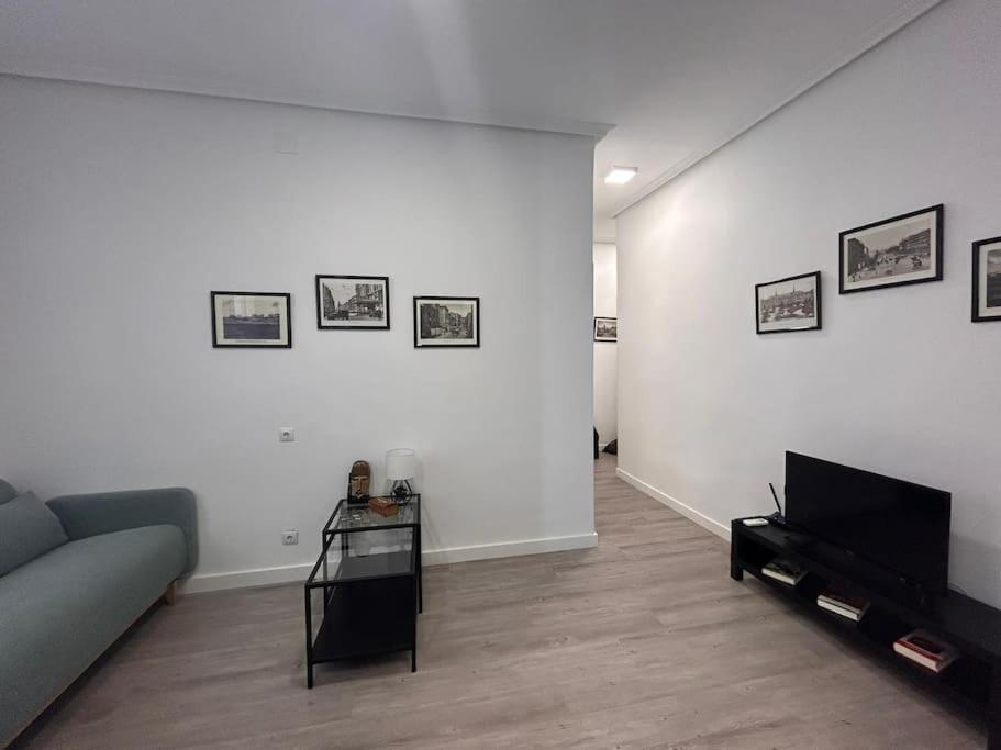 Cozy In Gran Via For 4 People.s2a3 Apartamento Madri