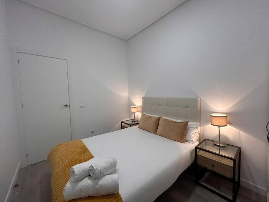 Cozy In Gran Via For 4 People.s2a3 * Madri