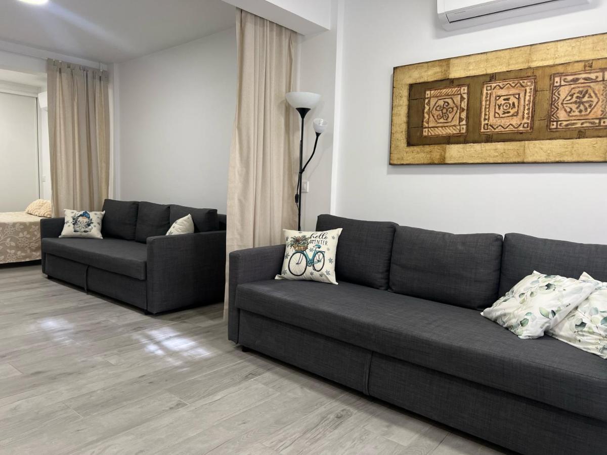 Para 10 Personas En Barrio Del Pilar Apartamento Madrid