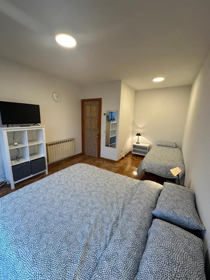 Alojamiento Urgel Apartment