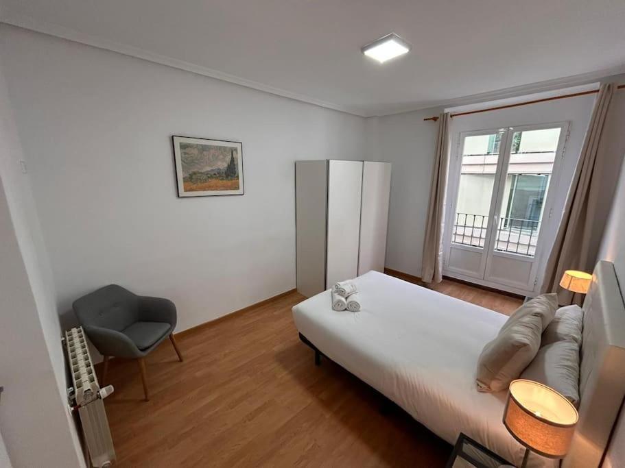 Stunning In Gran Via For 4 People. S3