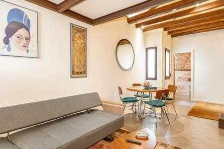 Peaceful Y Beautiful Apt In La Latina *