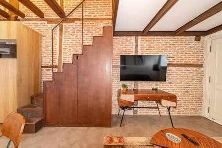 Appartamento Peaceful Y Beautiful Apt In La Latina Madrid